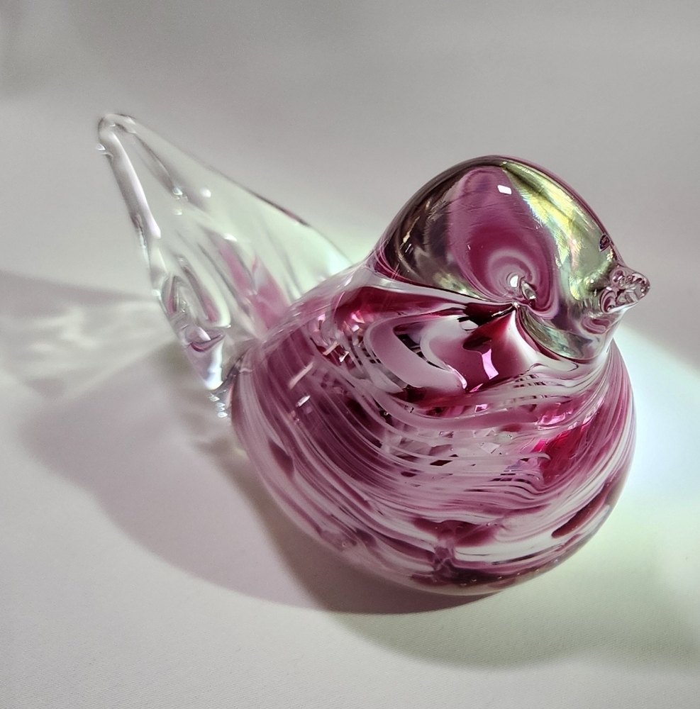 Vintage Elwood Art Glass Bird Figurine Pink and Clear Swirl Controlled Bubble